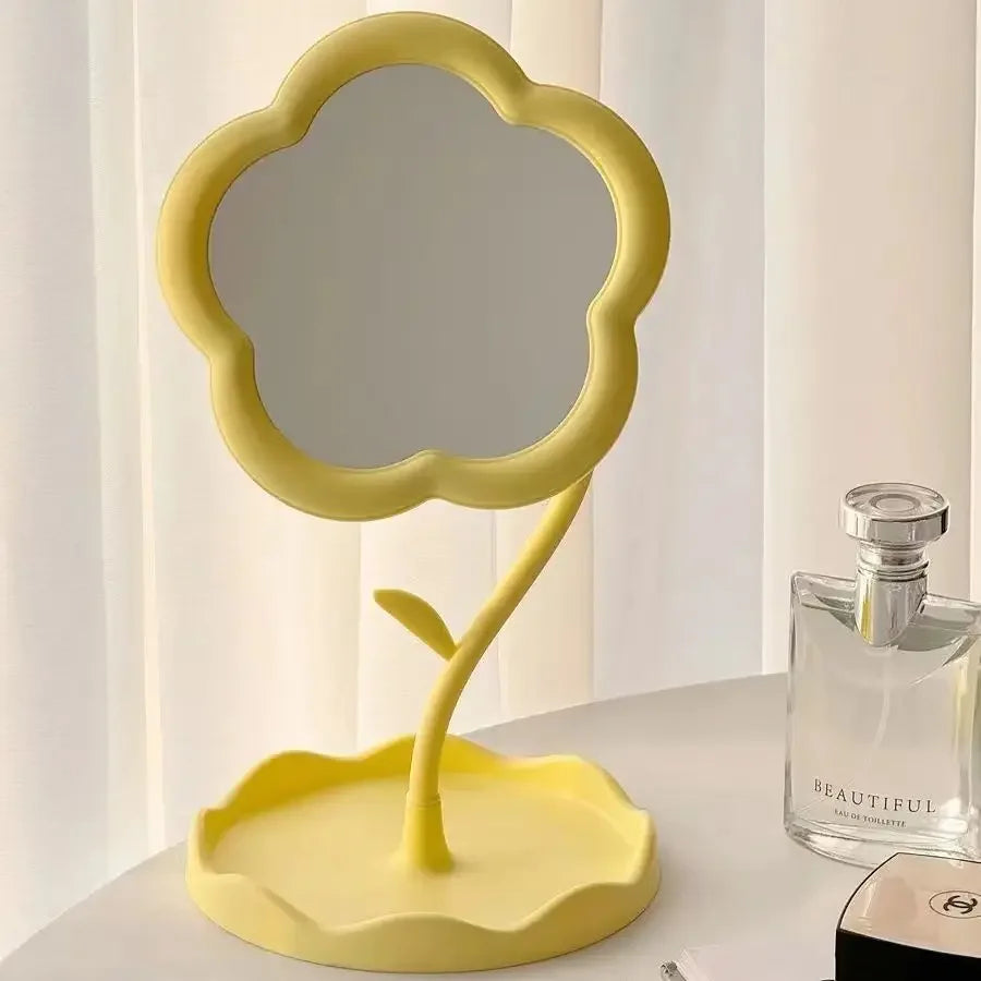 Cute Flower-Shaped Makeup Mirror