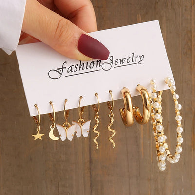Elegant Gold-Tone Earrings Set with Pearls
